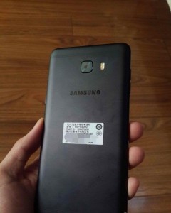 صورة مسربة للنسخة السوداء من هاتف سامسونج الجديد Galaxy C9 Pro