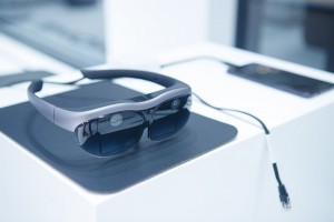 Vivo تكشف عن نظارة الواقع المعزز Vivo AR Glass Vivo تكشف عن نظارة الواقع المعزز Vivo AR Glass